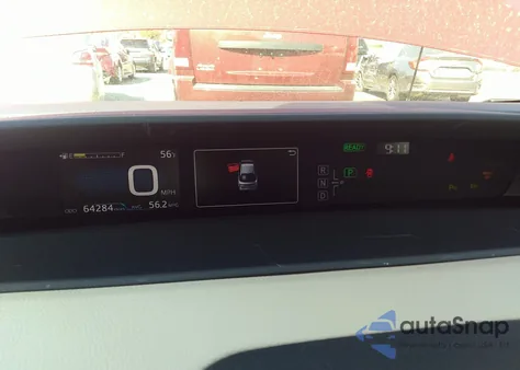 2018 Toyota Prius z USA, uszkodzony, nr VIN JTDKBRFU8J3070704